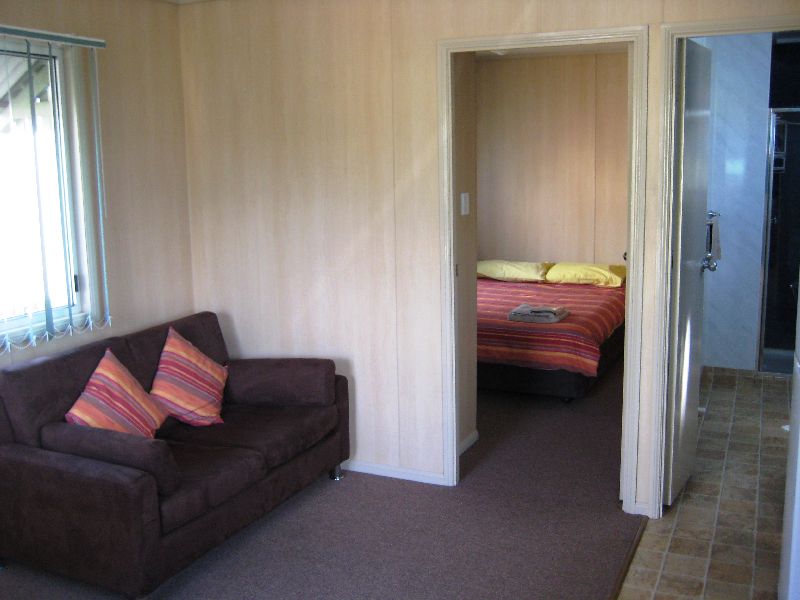 Ensuite cabin lounge